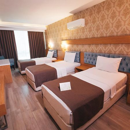Royal Mersin Otel Bagian luar foto